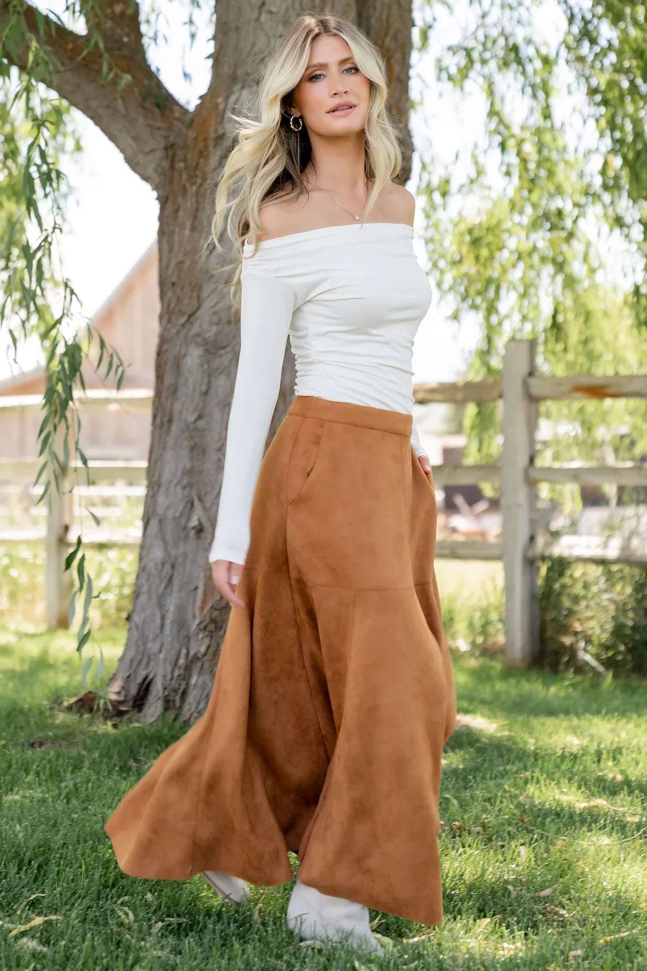 Tona Faux Suede Skirt | Camel