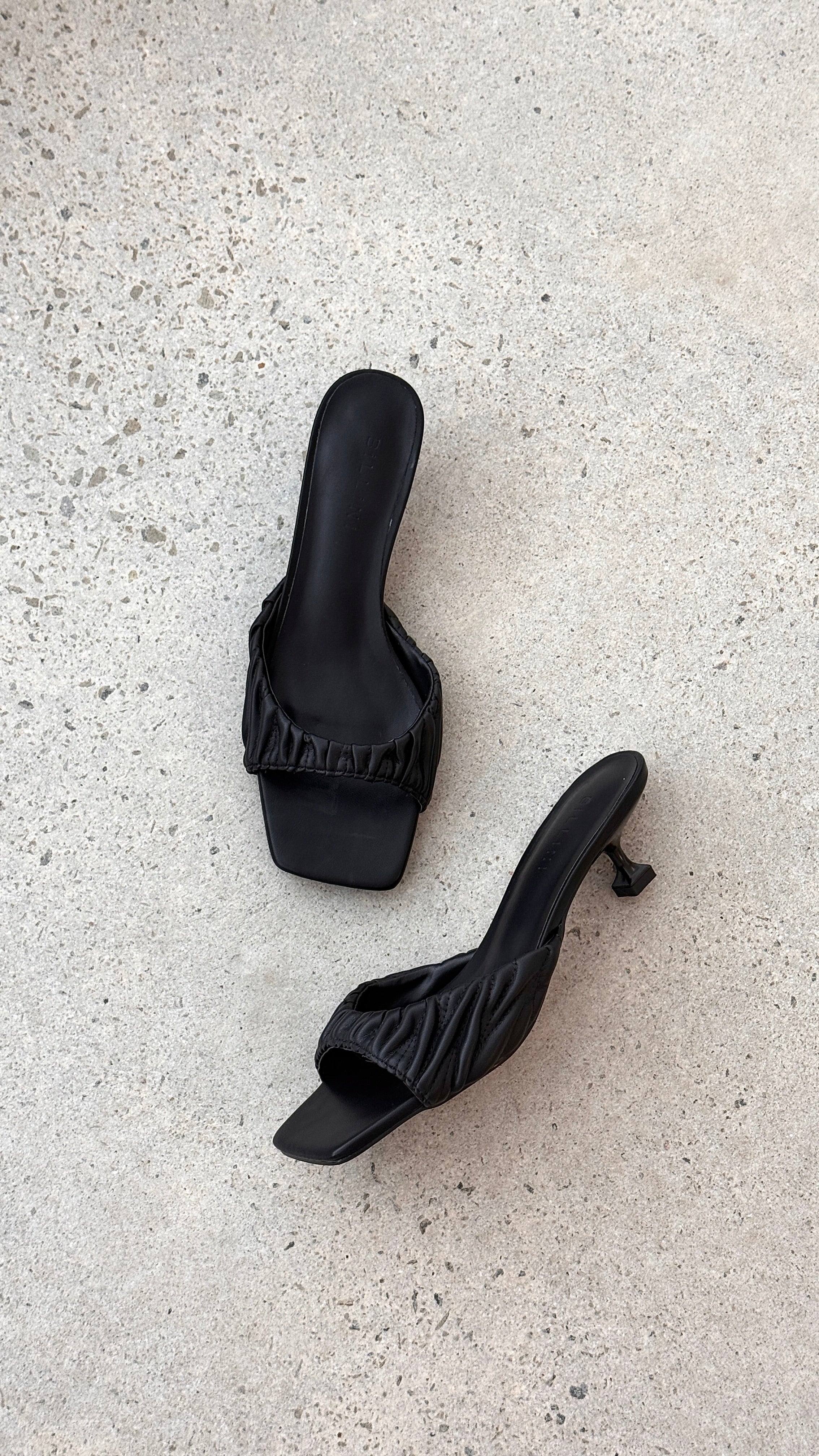 Pilar Heel - Black